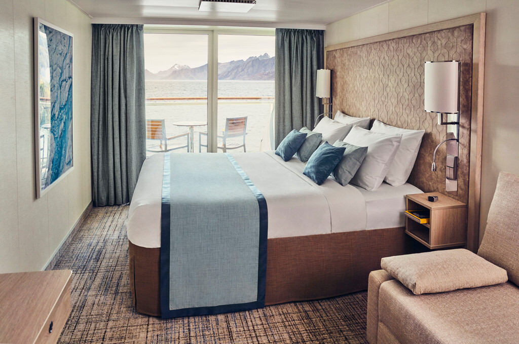 Medium RGB LEX Ship NG Endurance Resolution Cabin Cat 3 5 OH 6183163