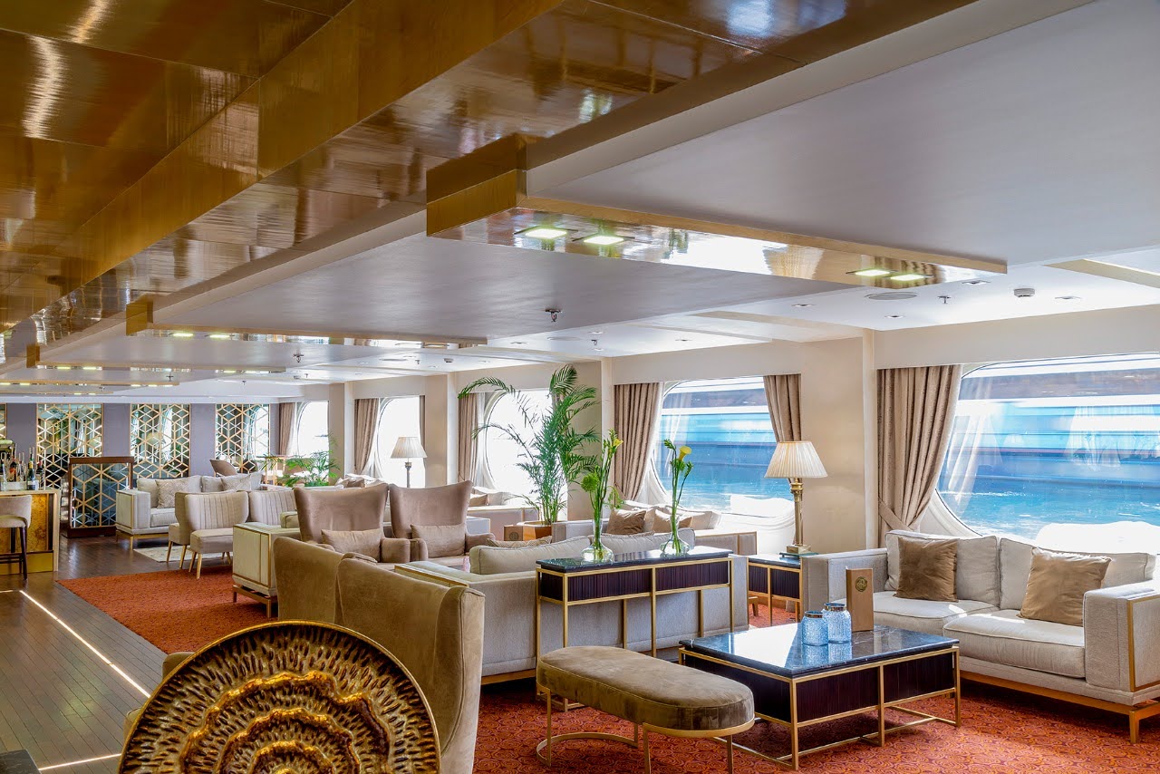 LEX Ship Sun Goddess Interior WA0035