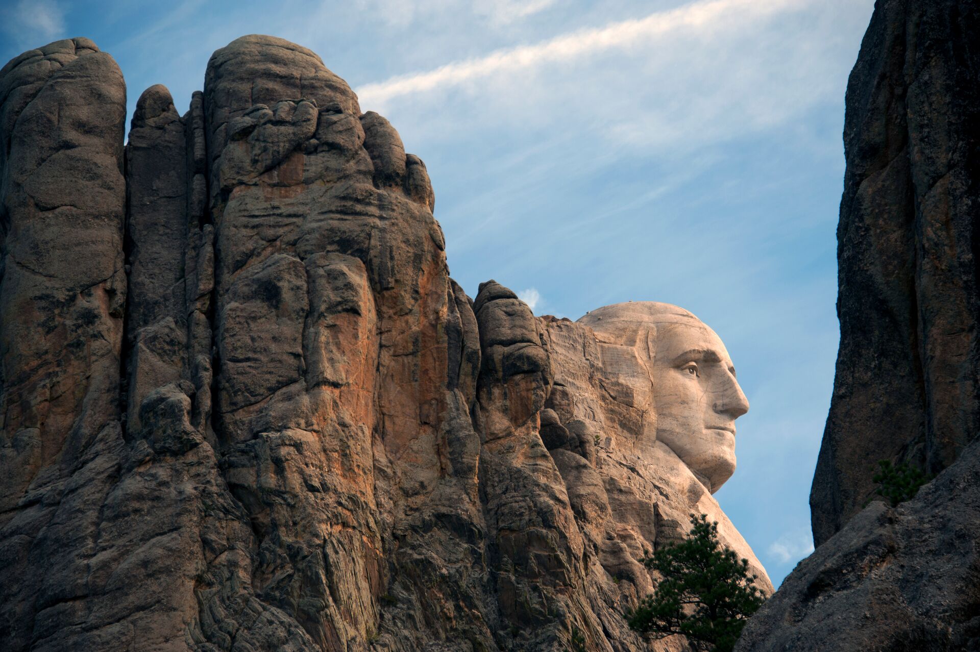 Side View of Mt Rushmore on the mountain