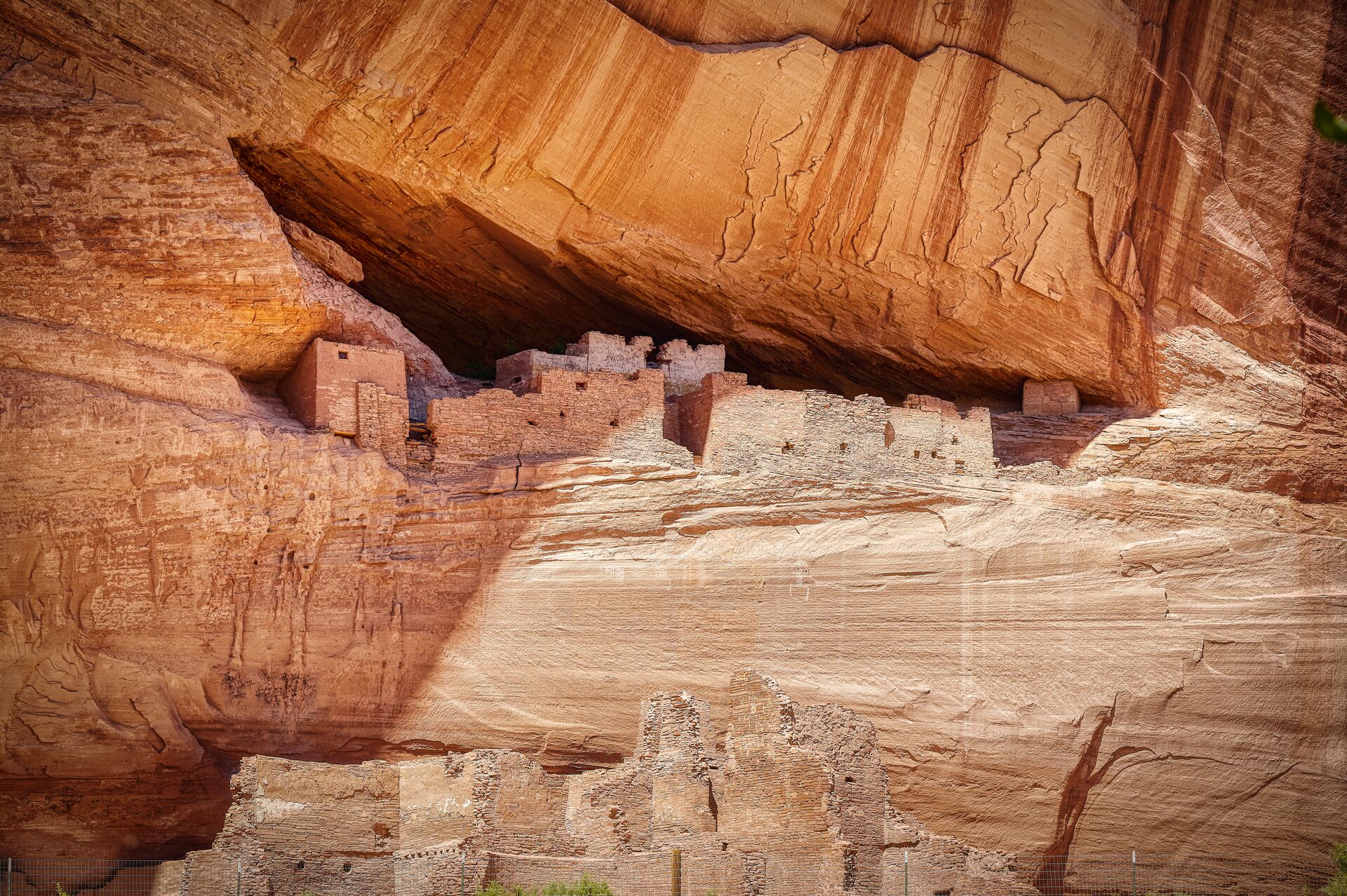 Canyon De Chelly ruins