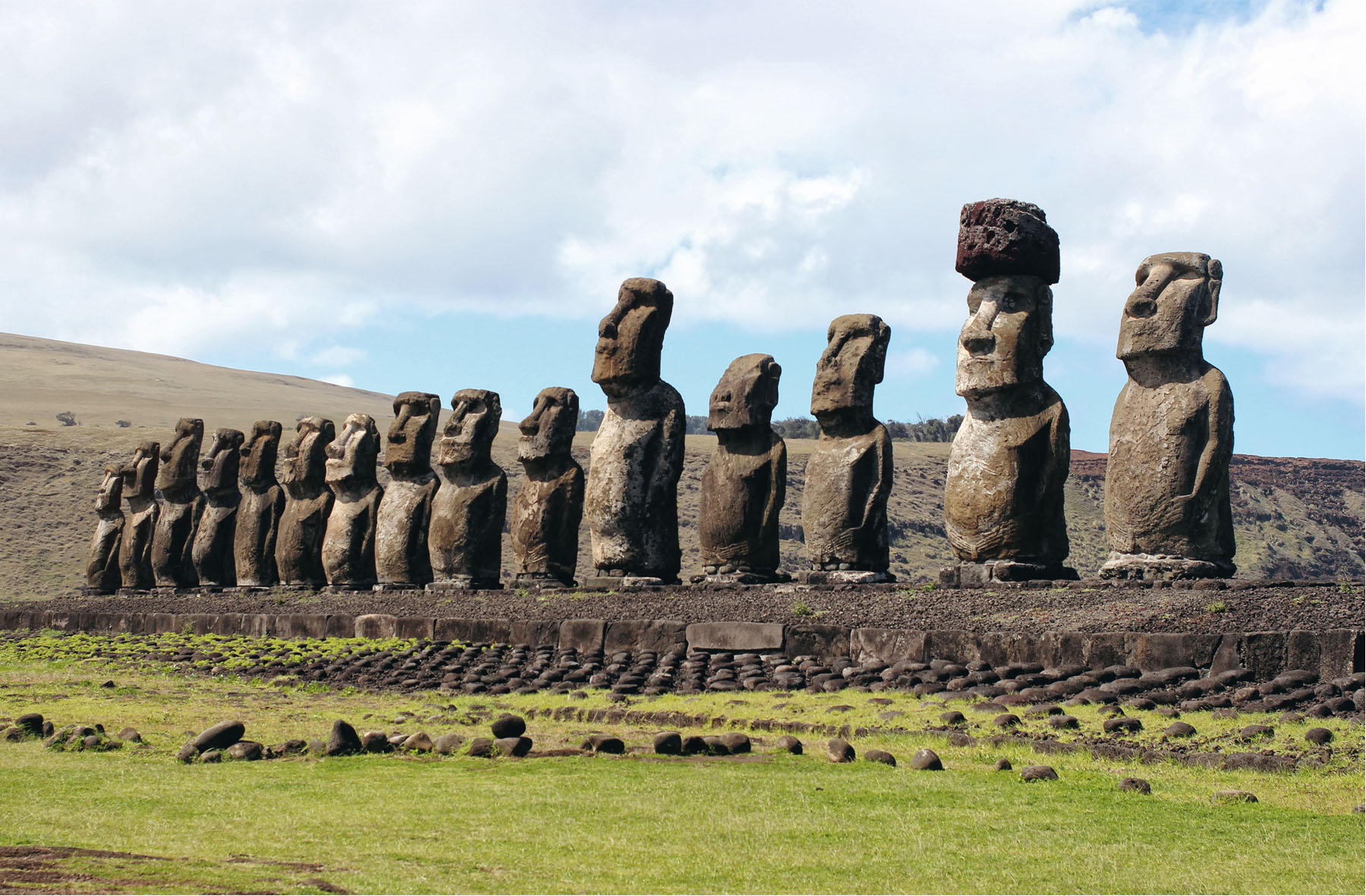 Moai statues
